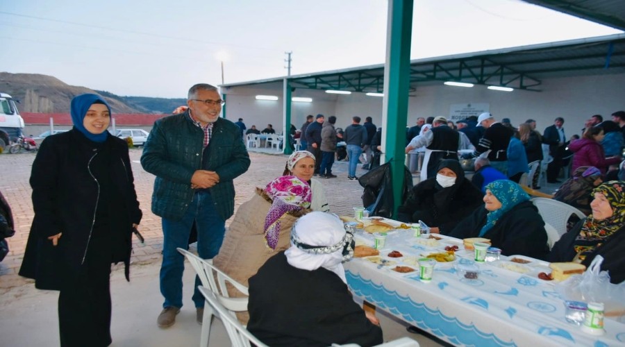 BAKAN BOZKURT, GNL SOFRASINI A.KUZFINDIK'TA KURDU