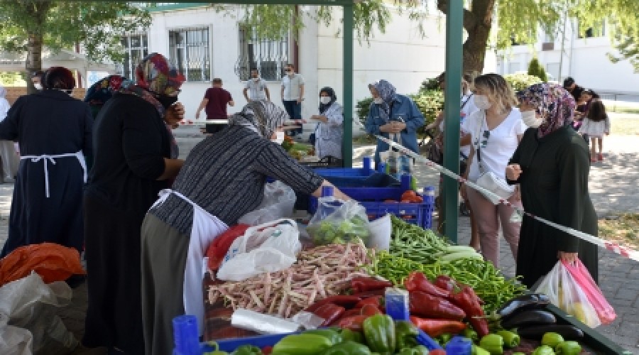 ESKEHRLLERN KADIN RETCLERE DESTE BYYOR