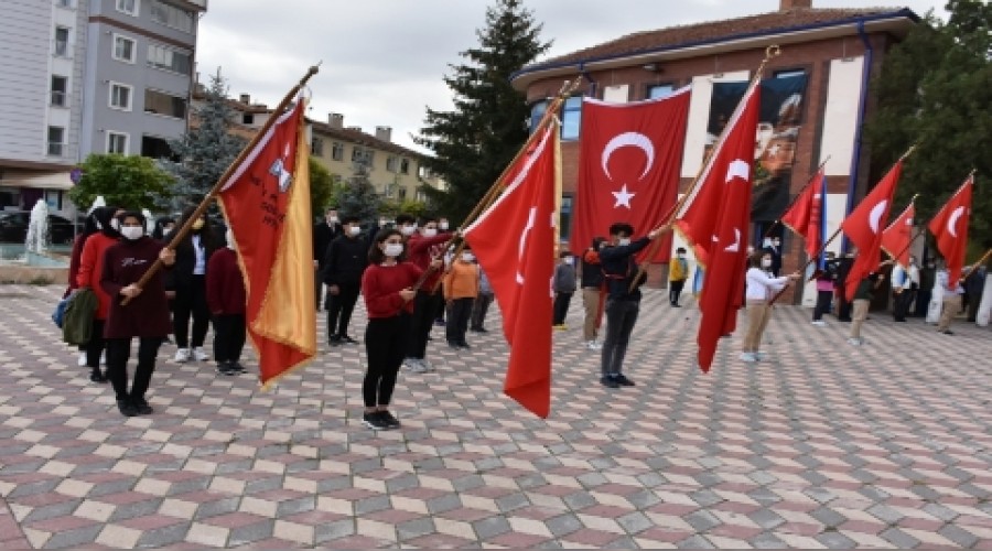 NNܒDE 29 EKM CUMHURYET BAYRAMI TRENLE KUTLANDI