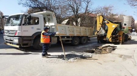 ESK KANALZASYON HATTI YENLEME ALIMALARINA DEVAM EDYOR