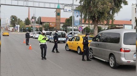 "TAM KAPANMA AKRABA ZYARET DELDR" UYARISI !