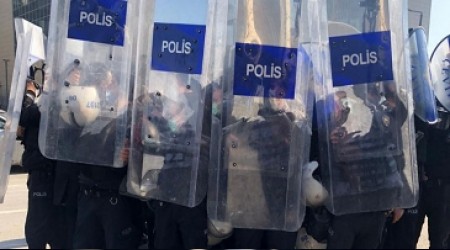 Salklarn Protestosuna Polis Engeli