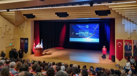 Anadolu niversitesi Akademik Yl Al Youn Kalabalkla Gerekleti