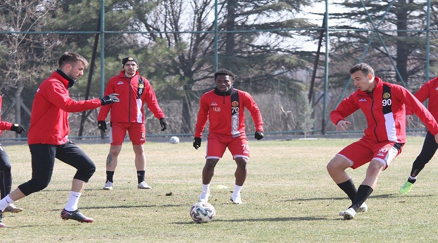 SIRADA SAMSUNSPOR VAR