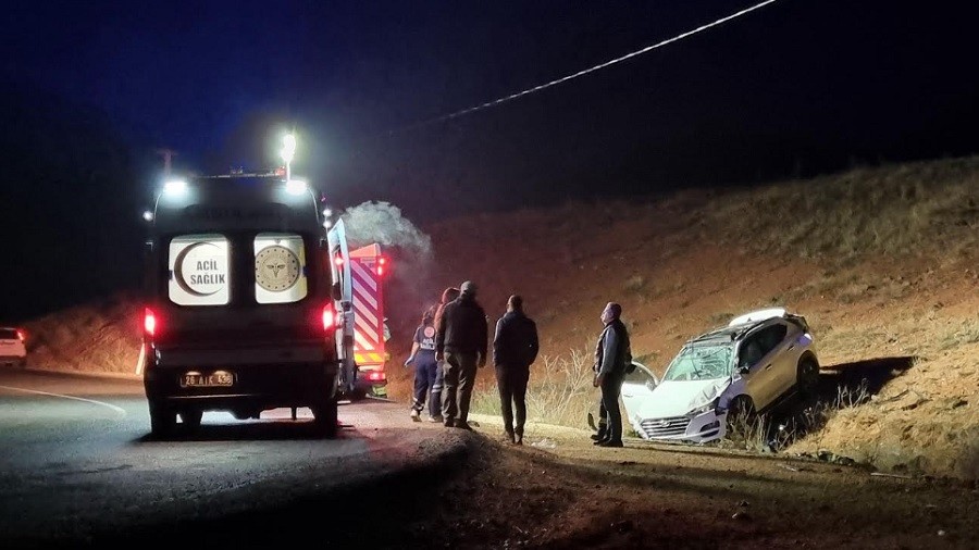 Kzlinler'e giden virajl yolda meydana gelen kaza yrekleri yakt